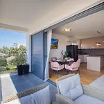 Vito\'S Place